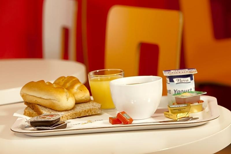فندق بريمير كلاس إبرناي إيبيرني المظهر الخارجي الصورة